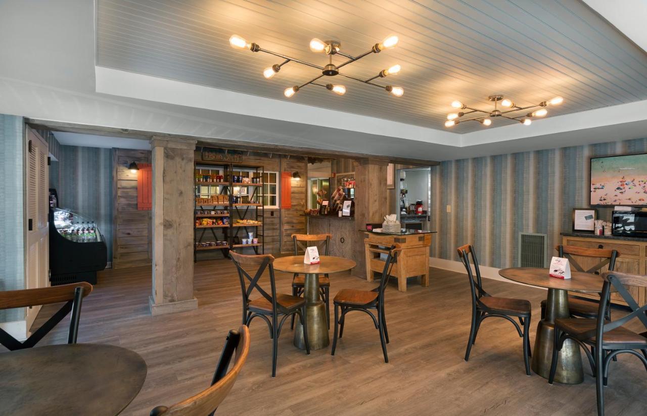 Holiday Pavilion Resort On The Boardwalk Myrtle Beach Extérieur photo