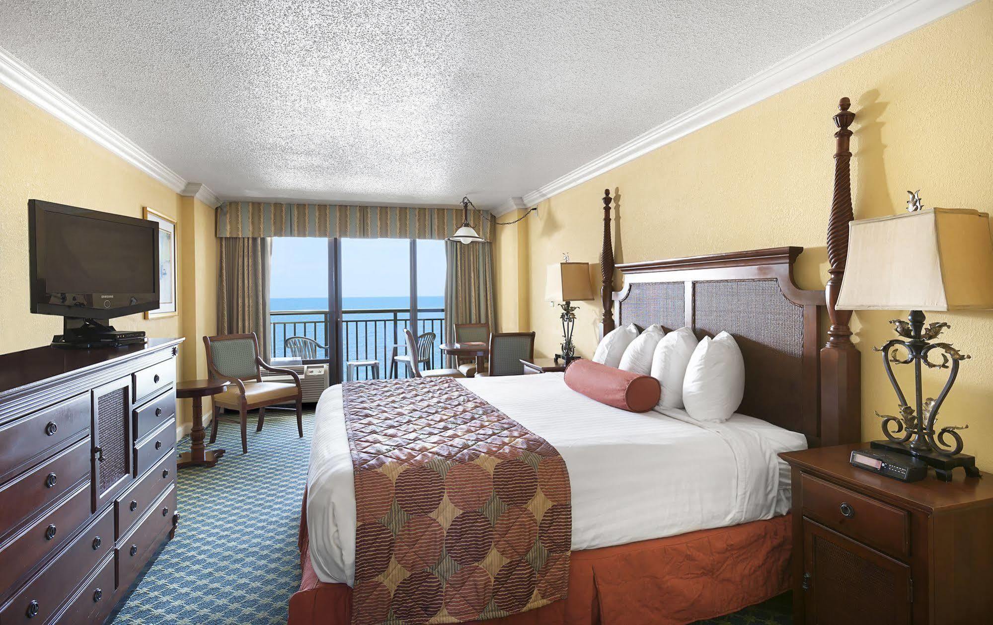 Holiday Pavilion Resort On The Boardwalk Myrtle Beach Extérieur photo